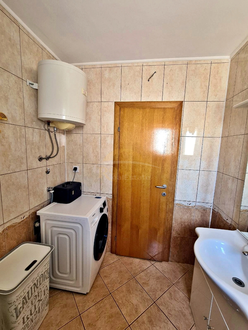 Enosobno stanovanje v Okrugu Gornjem, območje Planikovice - 44 m2